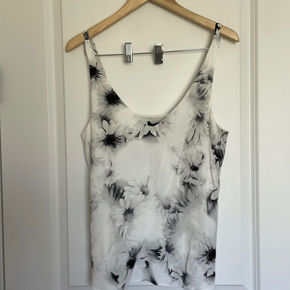 Tibi Women’s V-neck Floral Cami Tank Top White/Black 10